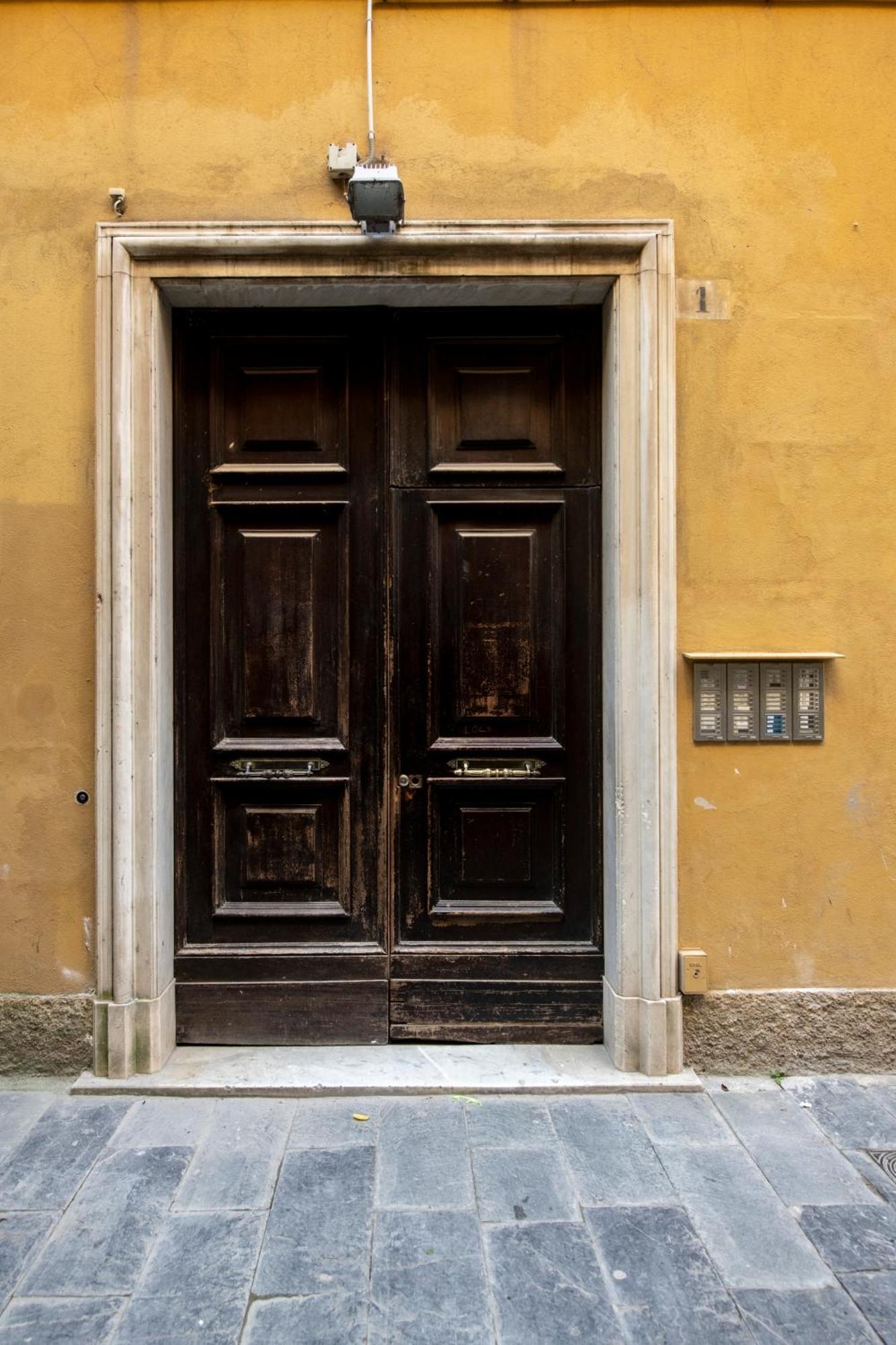 258 - The Loft In Largo Zecca - Luxury Nel Cuore Di Genova Luaran gambar
