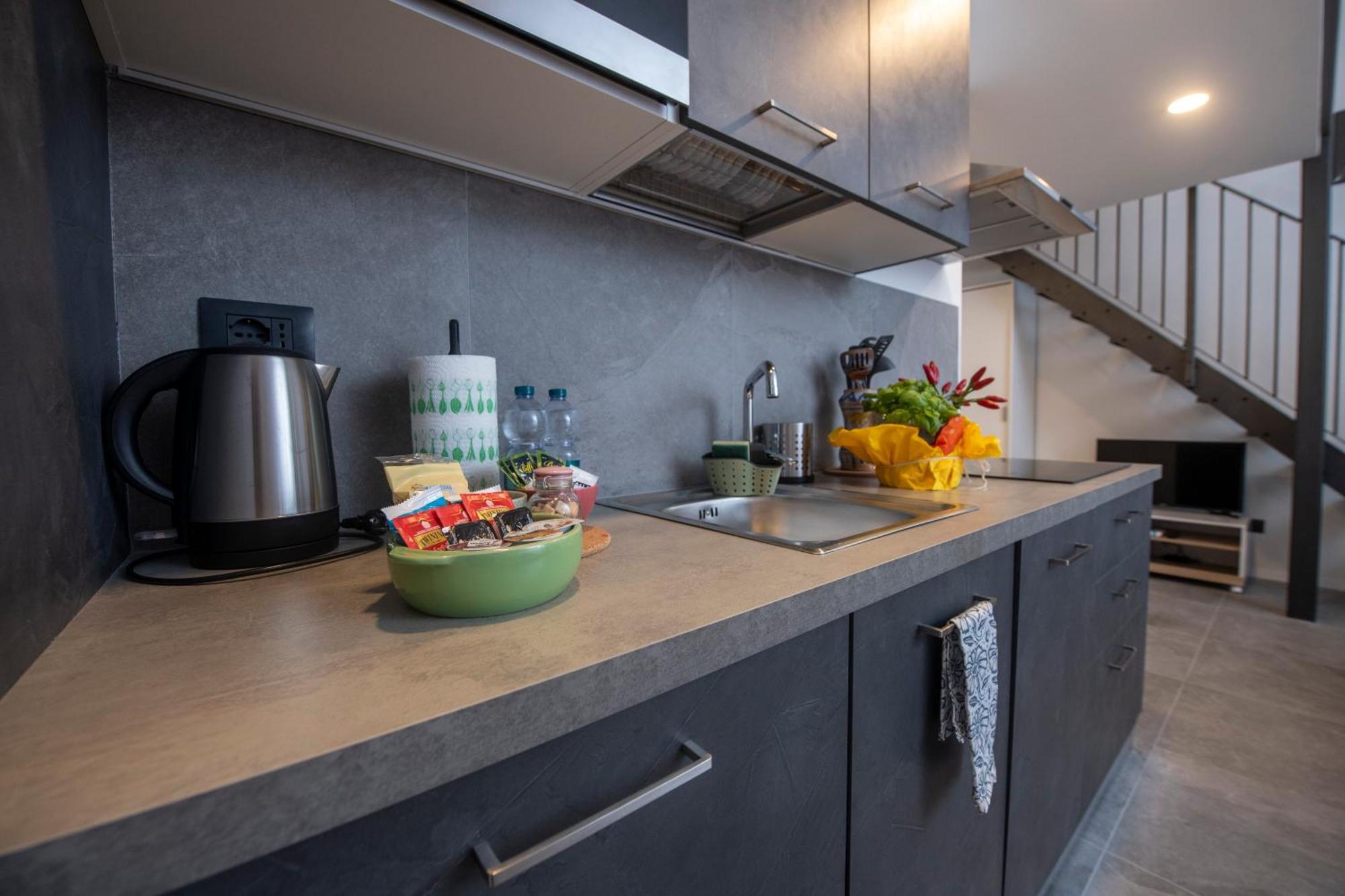258 - The Loft In Largo Zecca - Luxury Nel Cuore Di Genova Luaran gambar