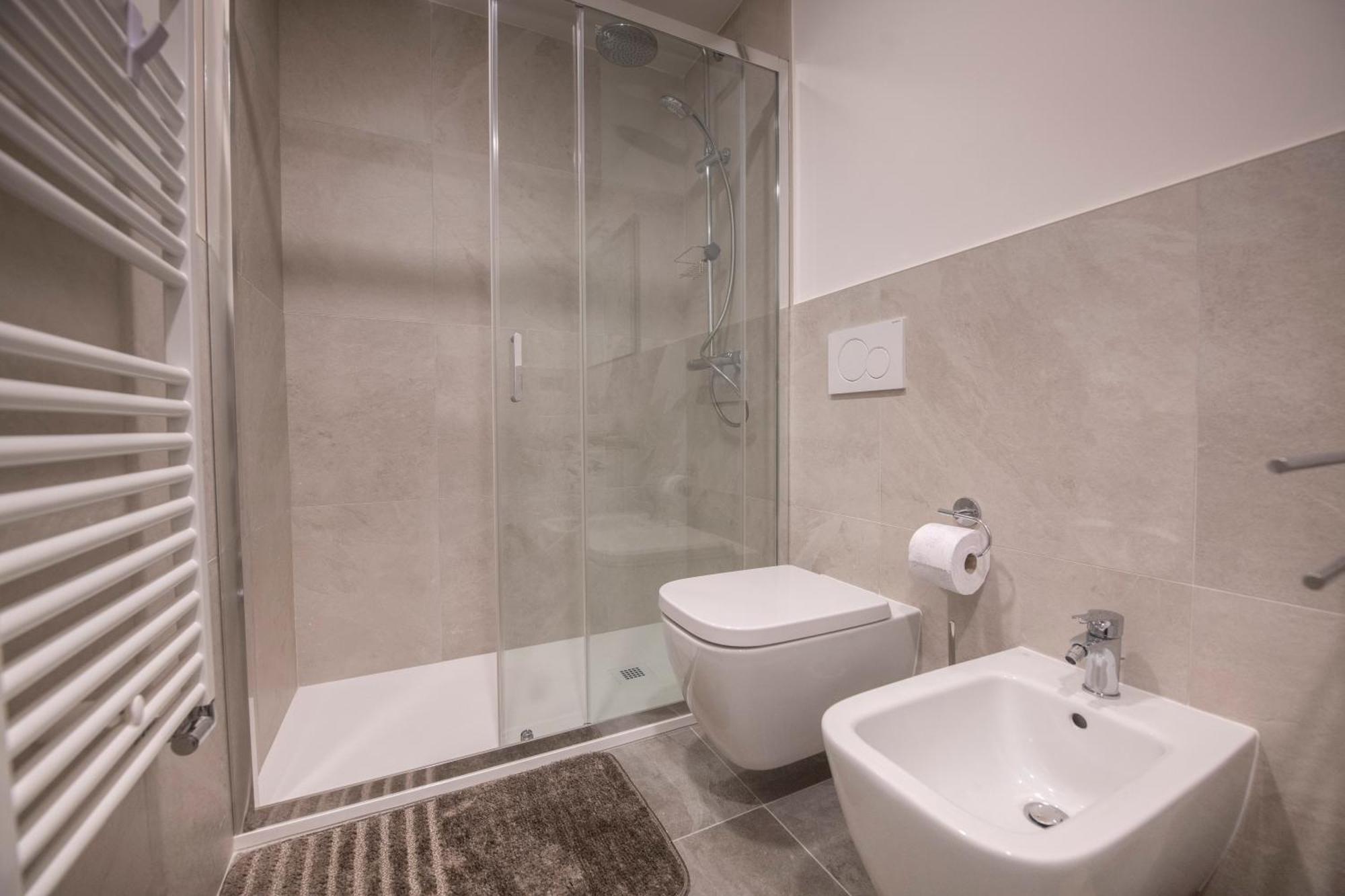 258 - The Loft In Largo Zecca - Luxury Nel Cuore Di Genova Luaran gambar