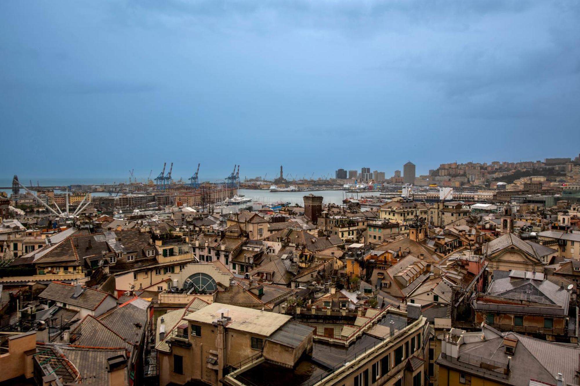 258 - The Loft In Largo Zecca - Luxury Nel Cuore Di Genova Luaran gambar