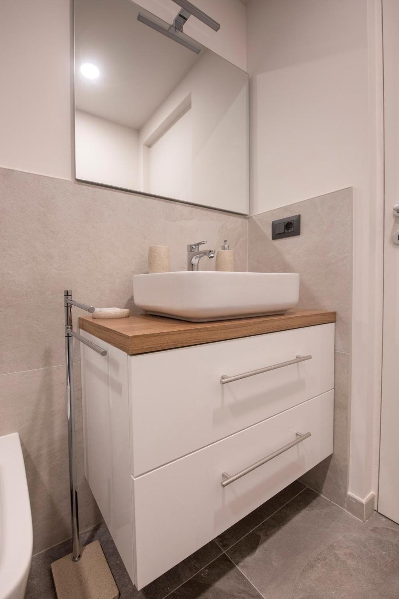 258 - The Loft In Largo Zecca - Luxury Nel Cuore Di Genova Luaran gambar