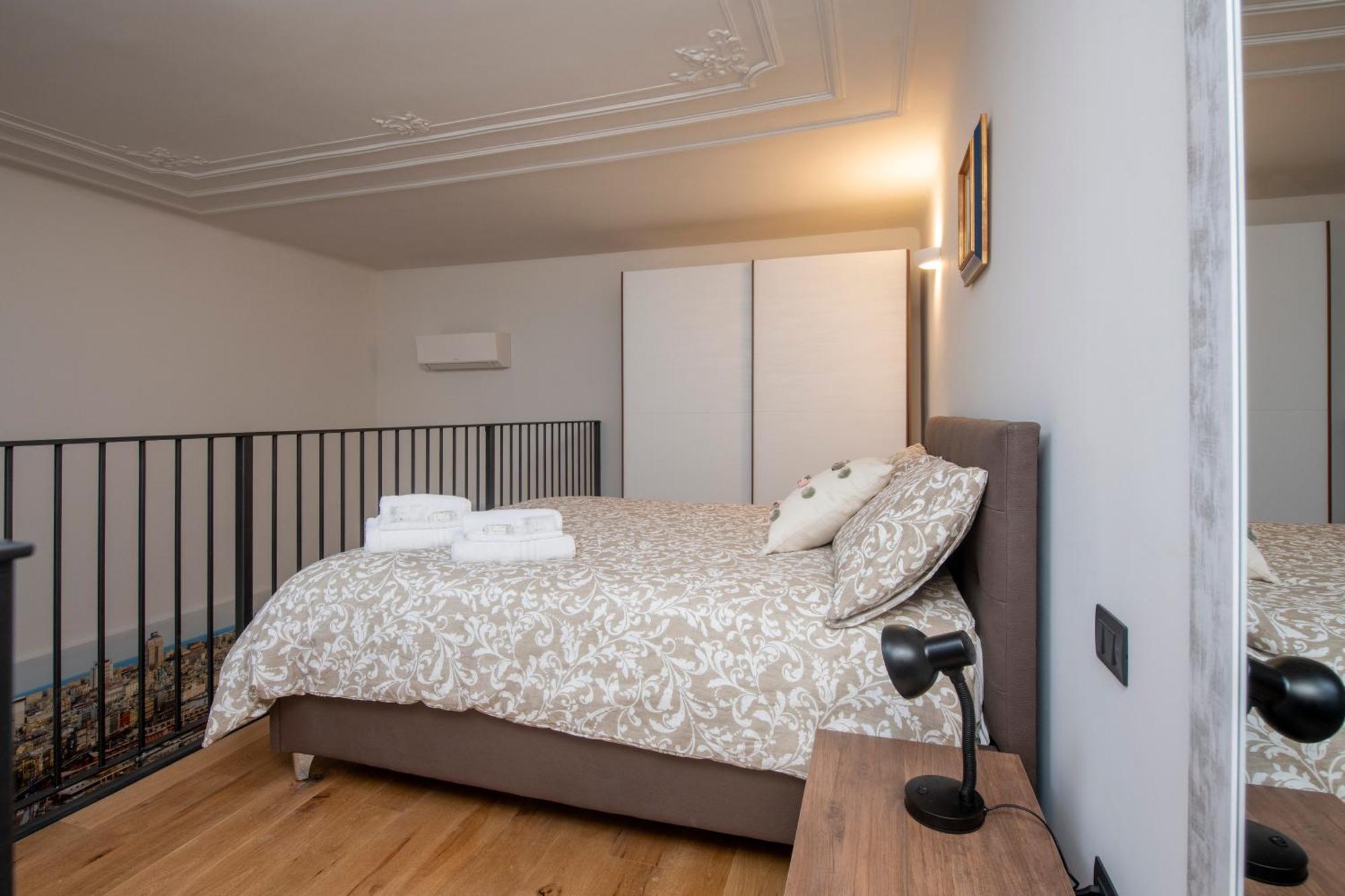 258 - The Loft In Largo Zecca - Luxury Nel Cuore Di Genova Luaran gambar