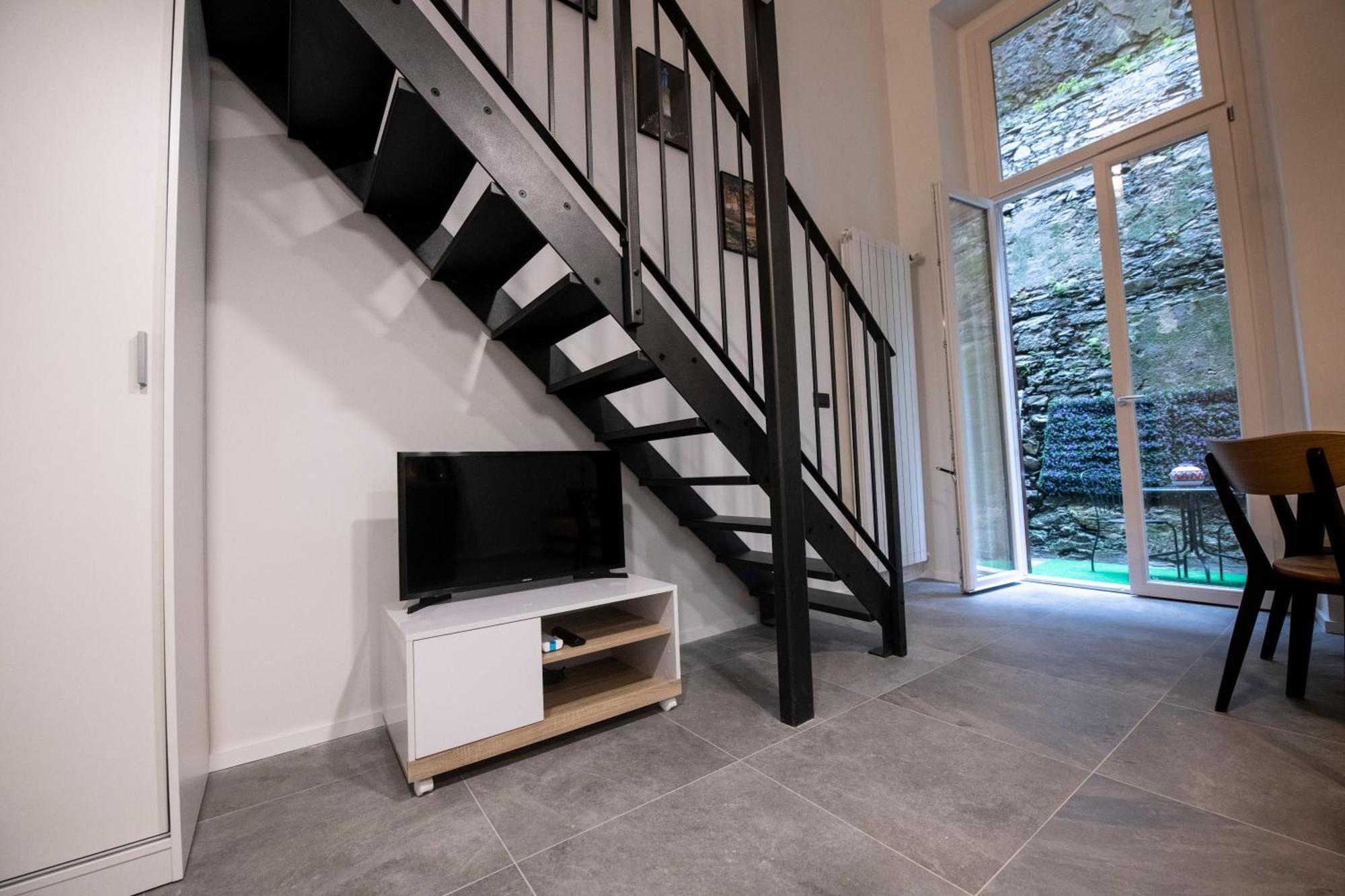 258 - The Loft In Largo Zecca - Luxury Nel Cuore Di Genova Luaran gambar