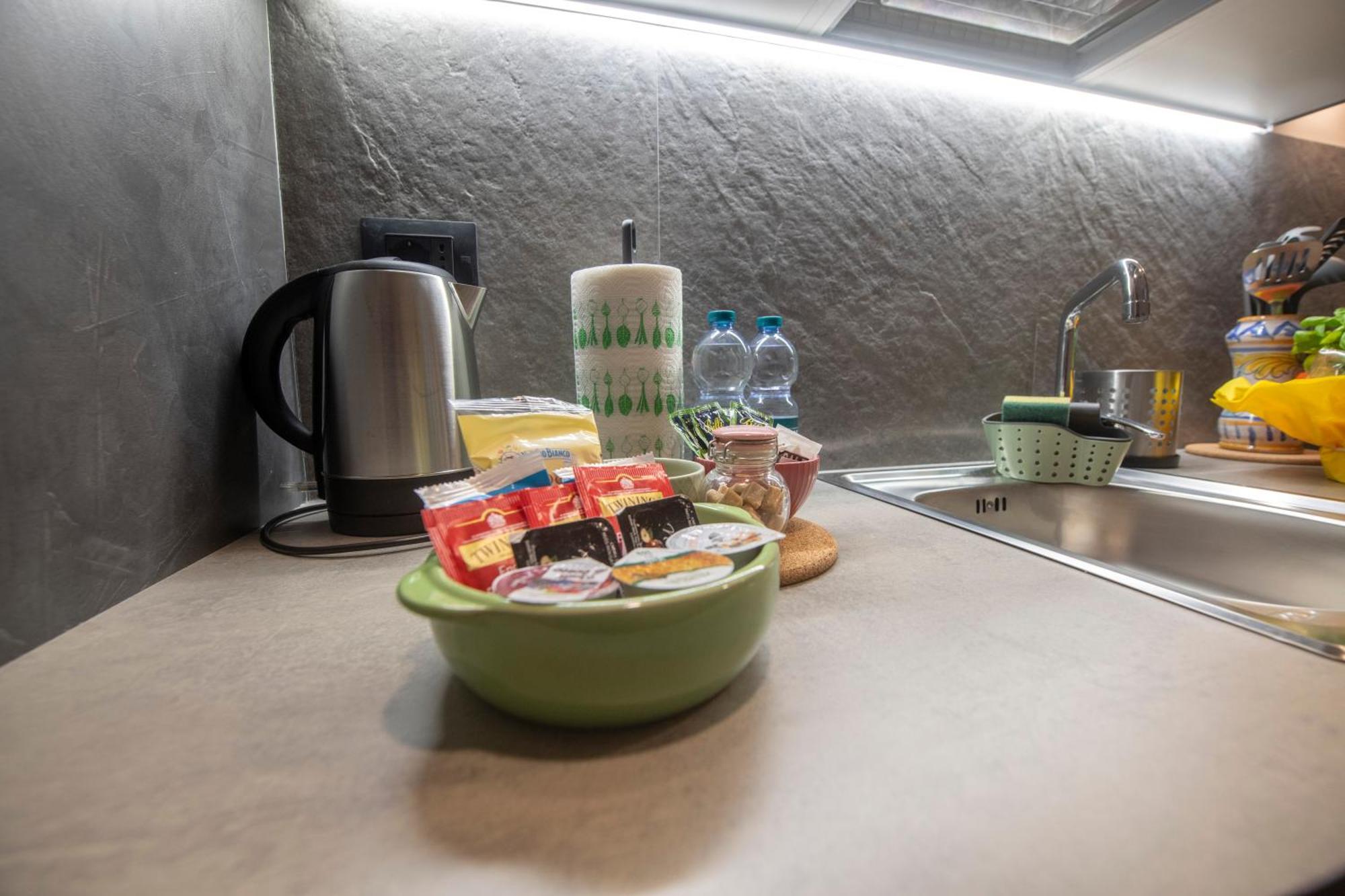 258 - The Loft In Largo Zecca - Luxury Nel Cuore Di Genova Luaran gambar